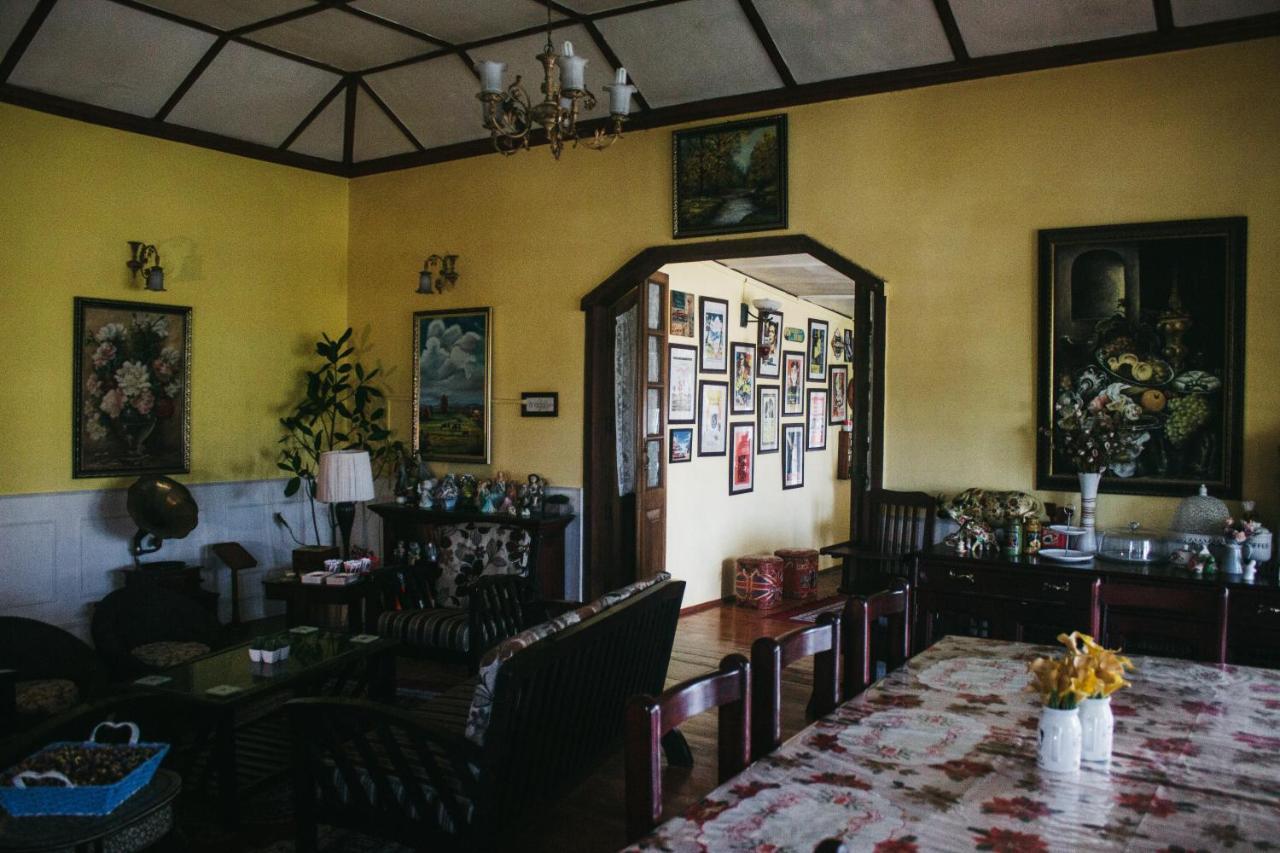 Rock Cliff Home Stay Shillong Esterno foto