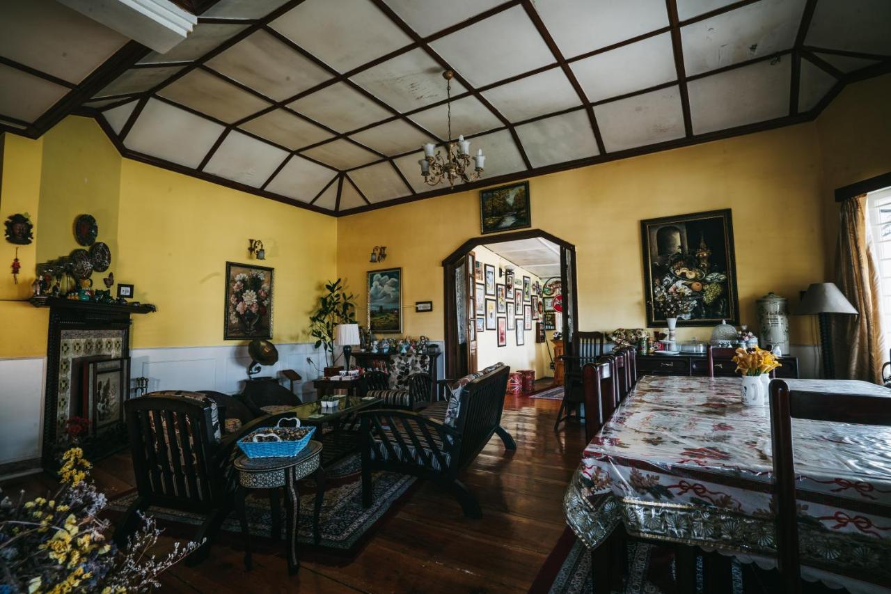 Rock Cliff Home Stay Shillong Esterno foto