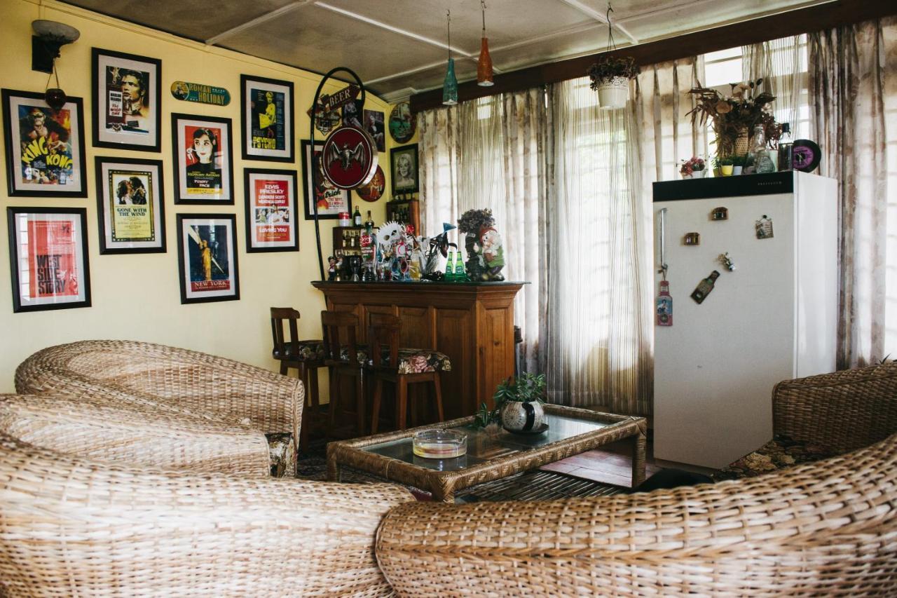 Rock Cliff Home Stay Shillong Esterno foto