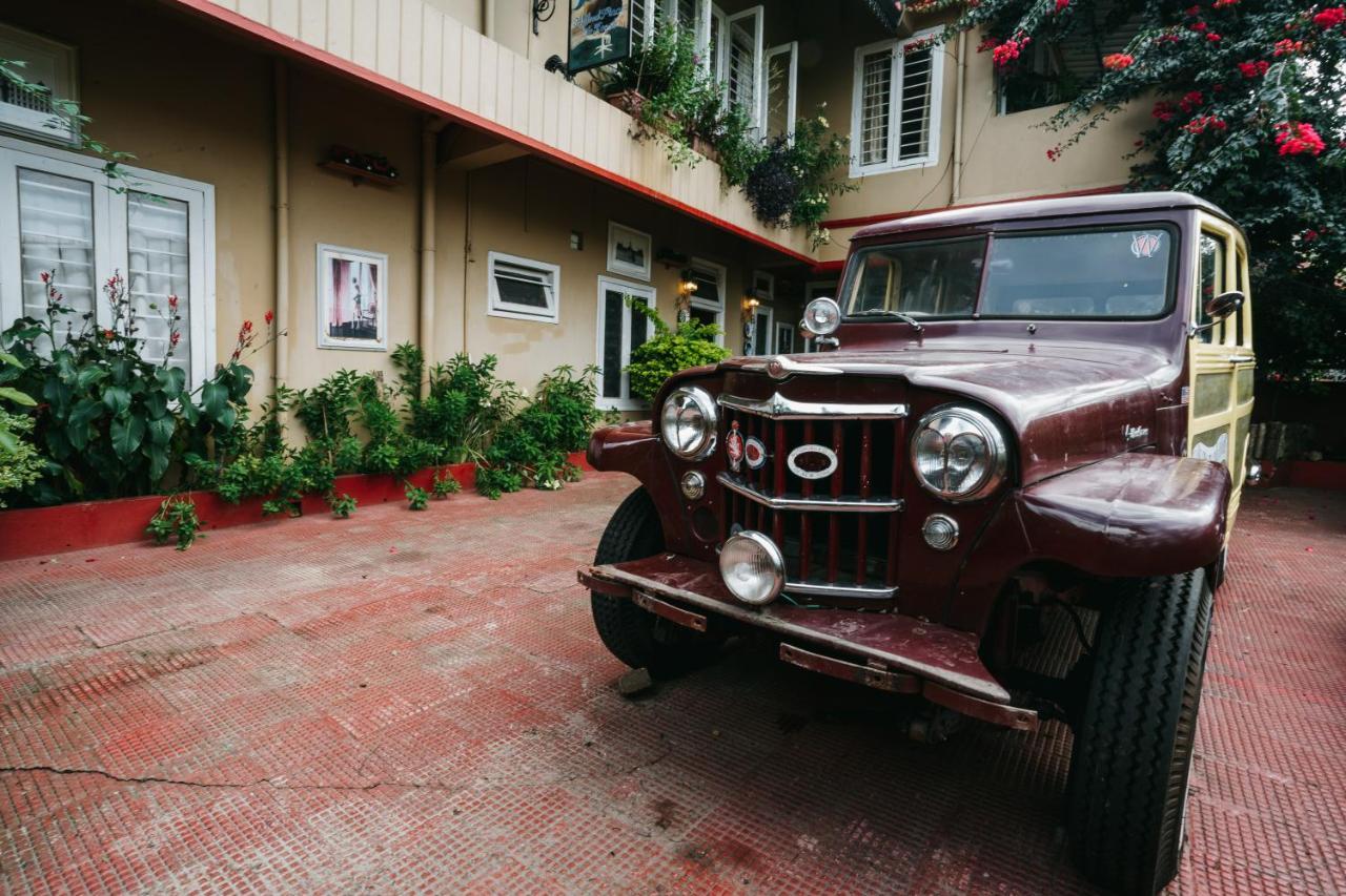 Rock Cliff Home Stay Shillong Esterno foto