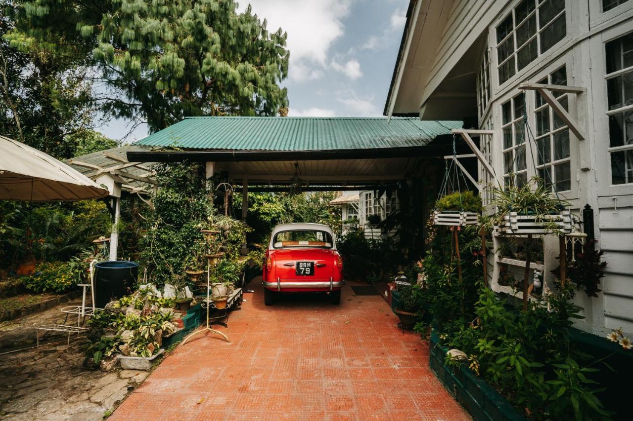 Rock Cliff Home Stay Shillong Esterno foto
